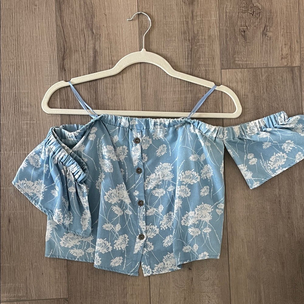 re:named Blue Floral Off-Shoulder Blouse